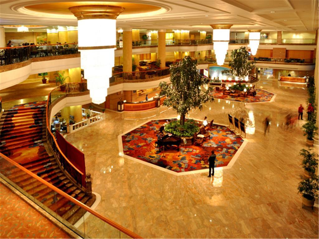 Regency Hotel Шаньтоу Екстер'єр фото